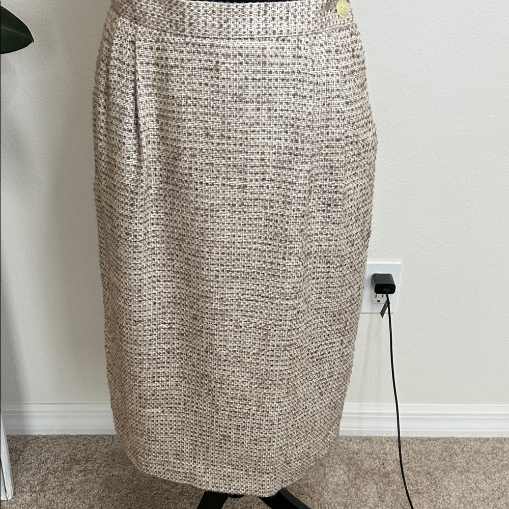 Vintage Elegant Tweed Pencil Skirt size 10